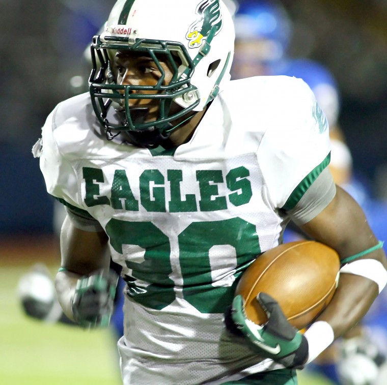 Cove Defeats Ellison in 8-5A Contest